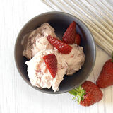 Fresh Strawberry Ice Cream-1