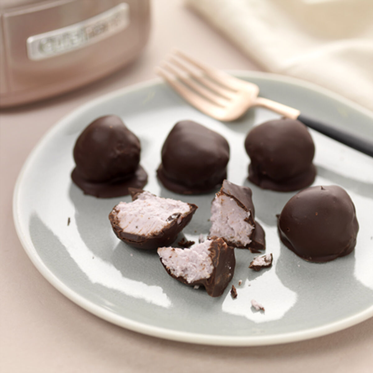 Strawberry Crème Truffles-1