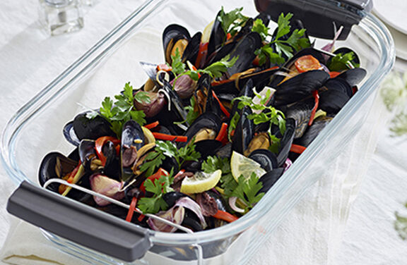 Mediterranean Mussels with Black Olives